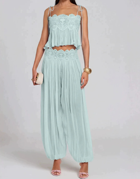 Женский комплект: топ-кроп с к – обзор и цена Lace Trim Cami